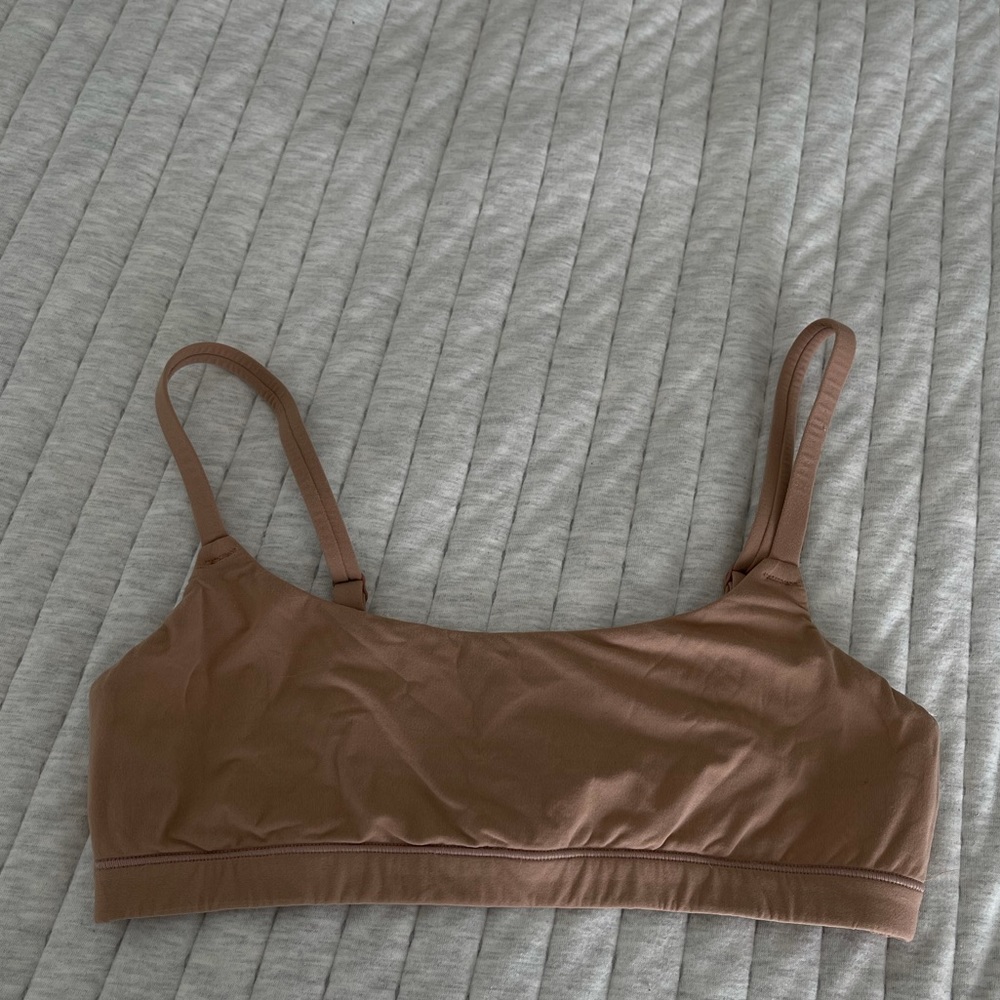 Skims Fits Everybody Scoop Neck Bra